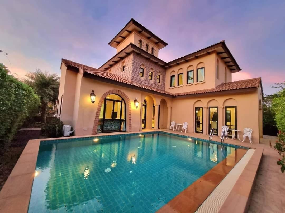 Chivani Pattaya Exterior foto