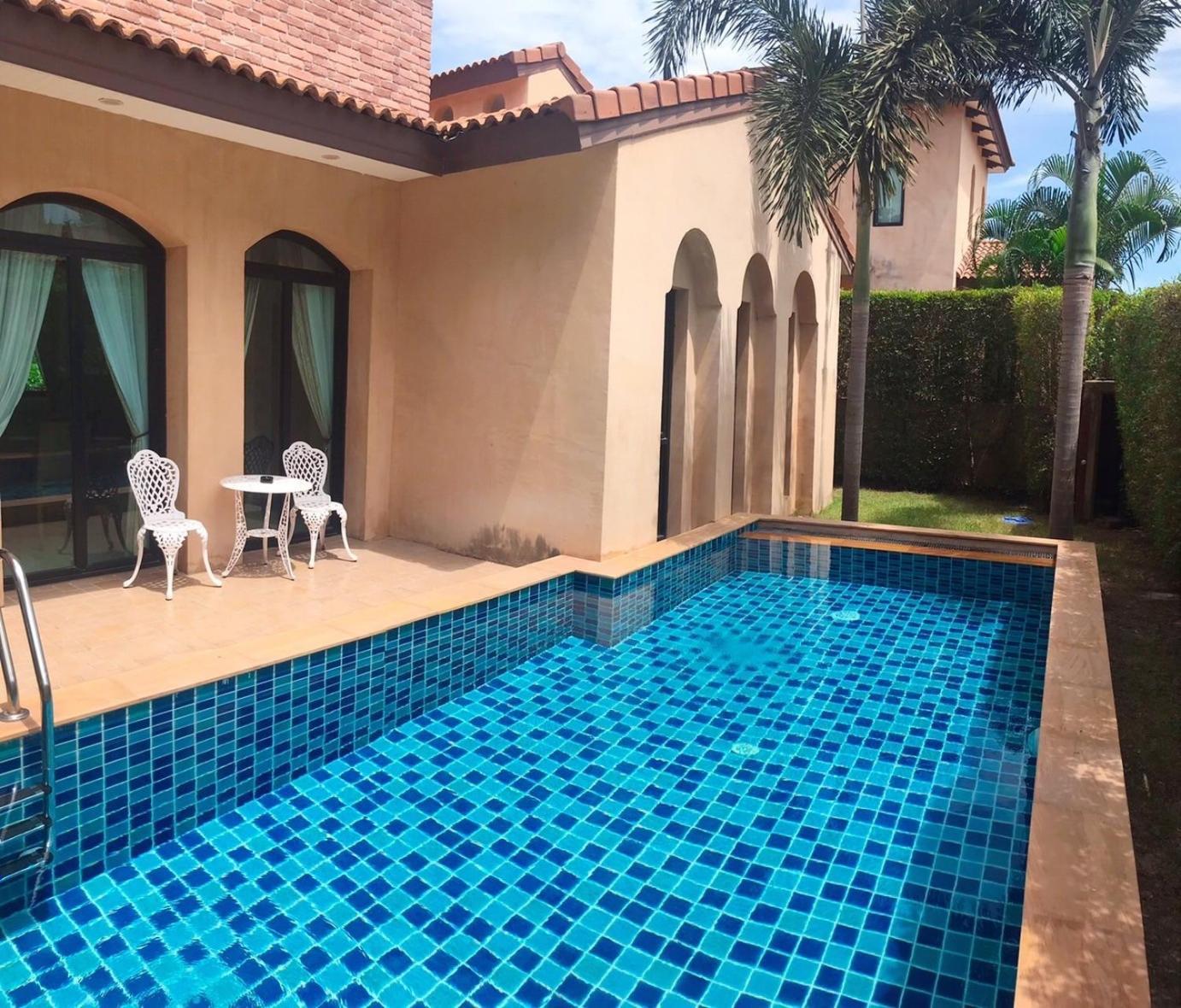 Chivani Pattaya Exterior foto